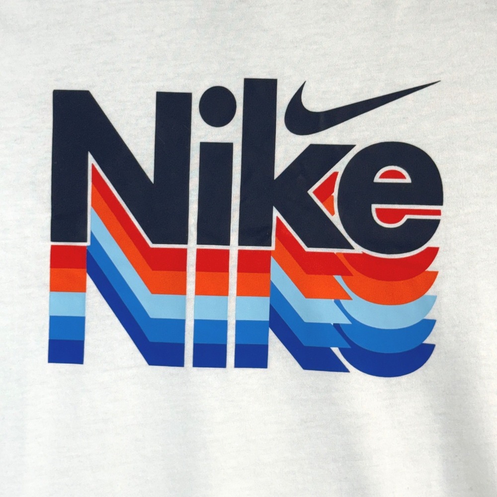 Nike Boys Retro Fader Graphic Logo T-Shirt Short Sleeve Size L 7 NEW (6-7 YRS) - Picture 2 of 6